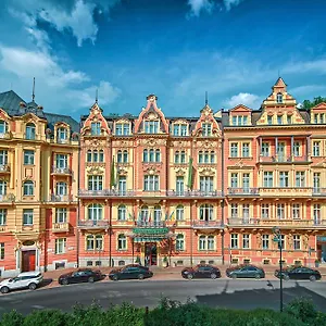 Carlsbad Plaza Medical & Wellness Hotel Karlovy Vary