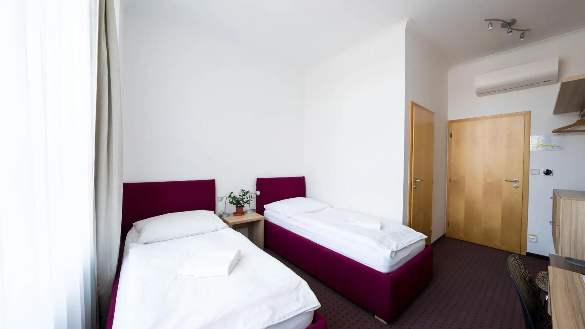 Mini Hotel Akord Οστράβα